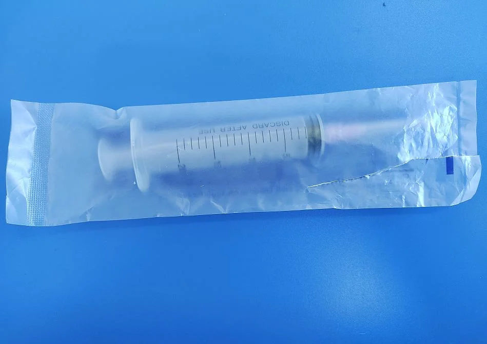 Disposable Sterilized Veterinary Syringe 20ml with 18gx3/4